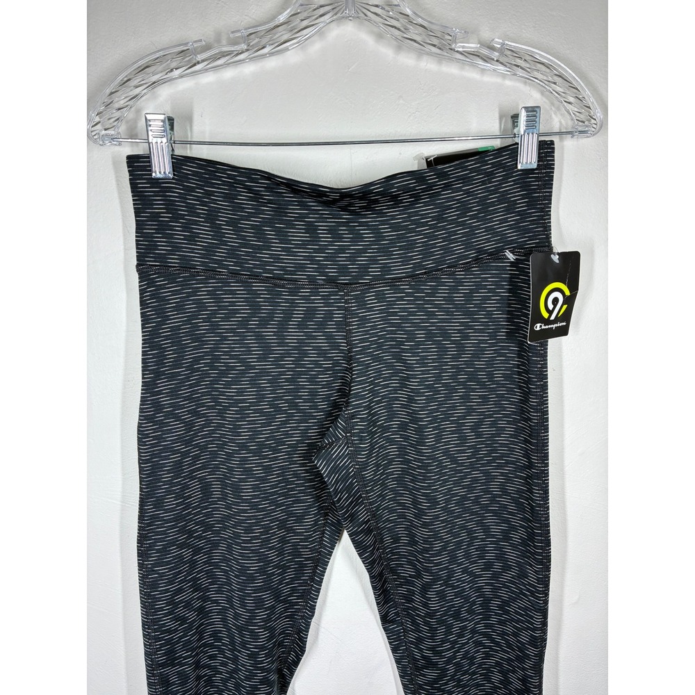 C9 Champion Womens Freedom Duo Dry+ Tight Capri Leggings Medium Stretchy Yoga - Picture 2 of 12